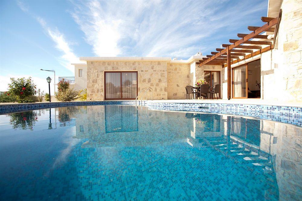 Club St. George (Adults Only) Apart otel Trimitusa Dış mekan fotoğraf
